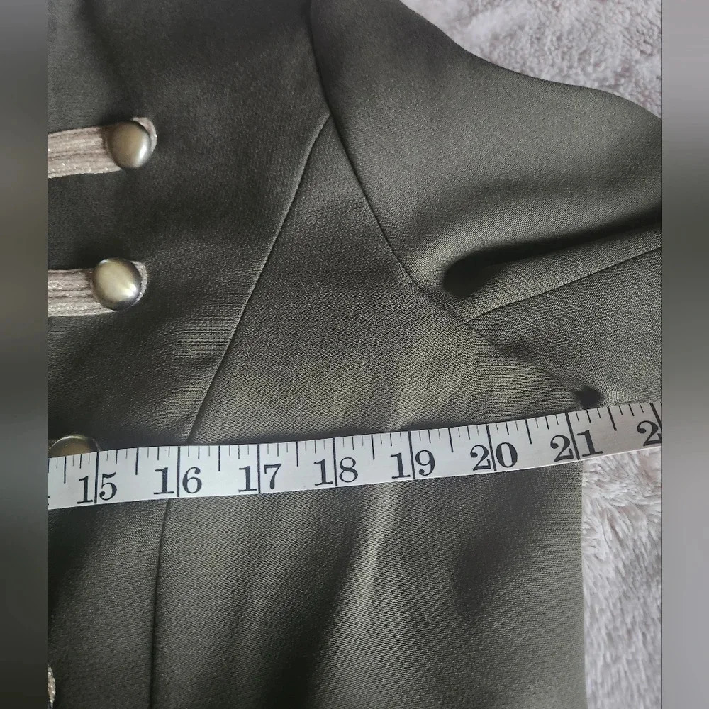 LG Gold and Green NY&Co Blazer - Picture 6 of 7